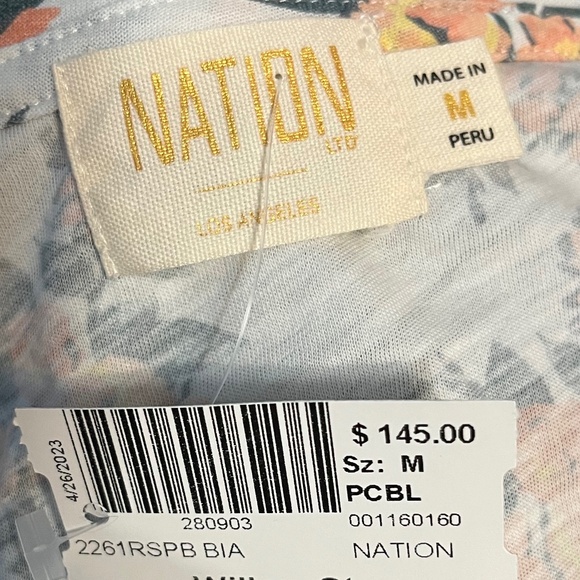 NWT Patter Top - Picture 3 of 3